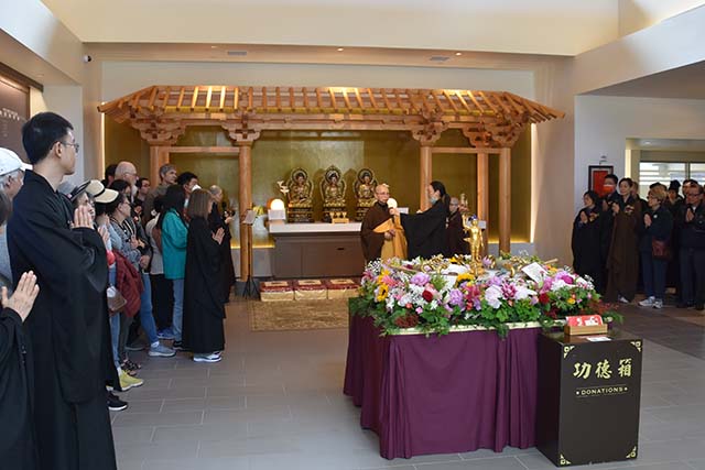 Buddha Jewel Monastery in Shoreline hosted its annual Buddha Bathing Ceremony on May 17, drawing visitors from across the Pacific Northwest.