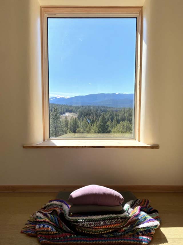 Photo inside Orion cabin by Duncan Cryle, who is currently supporting the cabin’s completion as part of a monthlong retreat