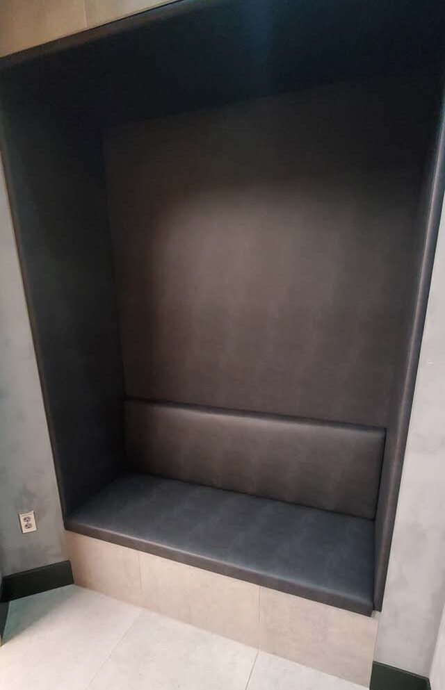 The meditation alcove is set off to the side of the circular room, lending privacy to a meditator