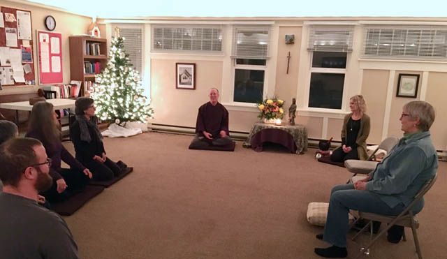 Jonathan Prescott offers a dharma talk on preparing the mind and body for meditation.