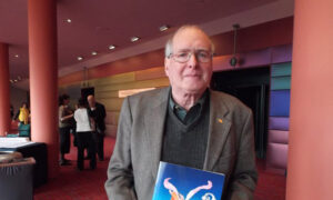 Hirsch enjoying the 2014 Shen Yun Performing Arts dance at McCaw Hall at the University of Washington, in Seattle