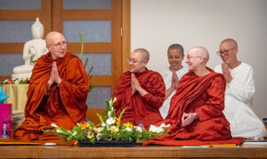 Ayyā Anandabodhi, founder of Āloka Vihāra Forest Monastery, as well as Ayyā Santussikā and Ayyā Cittānandā, founders of Karuna Buddhist Vihara, come to support Clear Mountain Monastery in Seattle at the community’s first robe offering ceremony.