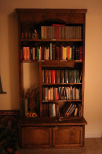 Part of the library at Aloka Vihara Forest monastery, which is now in boxes at Pārāyana Vihāra