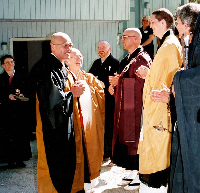 Niho Tetsumei Roshi, who gave dharma transmission to Eidō France Carney in Japan, was among the important Zen leaders at the 2002 dedication of the Olympia Zen Center