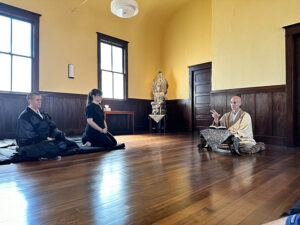 Rinzan Osho gives teisho, a dharma talk, to members of the No-Rank Zen Temple